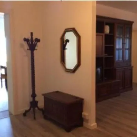 דירה Laura 6 Apartment *